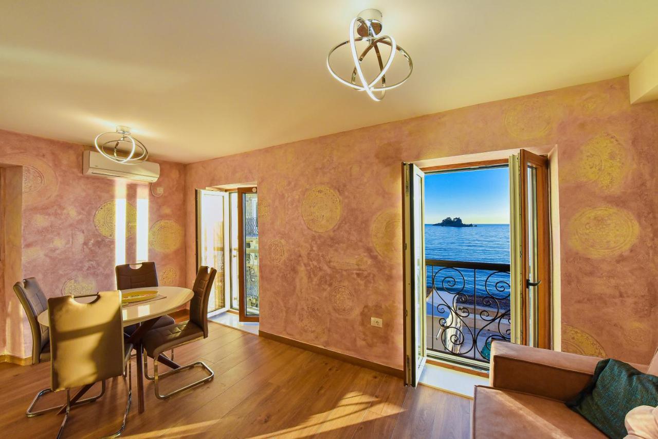Apartments Galija Petrovac Lux Bagian luar foto