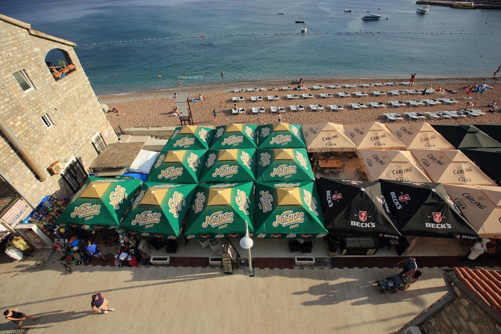 Apartments Galija Petrovac Lux Bagian luar foto