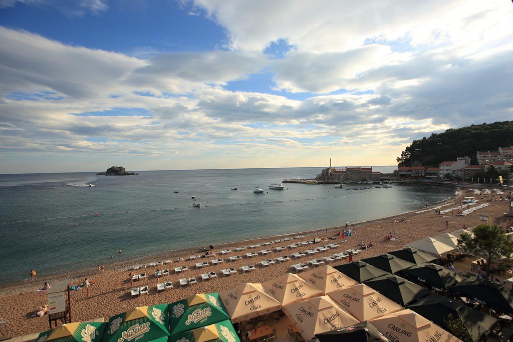 Apartments Galija Petrovac Lux Bagian luar foto